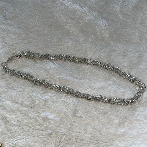 silver sparkly necklace